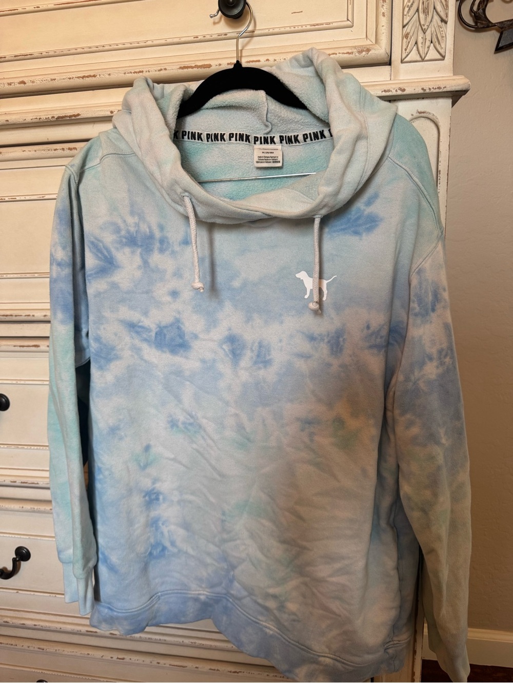 PINK Victoria's Secret Light Blue & White Tie-Dye Hooded Pullover